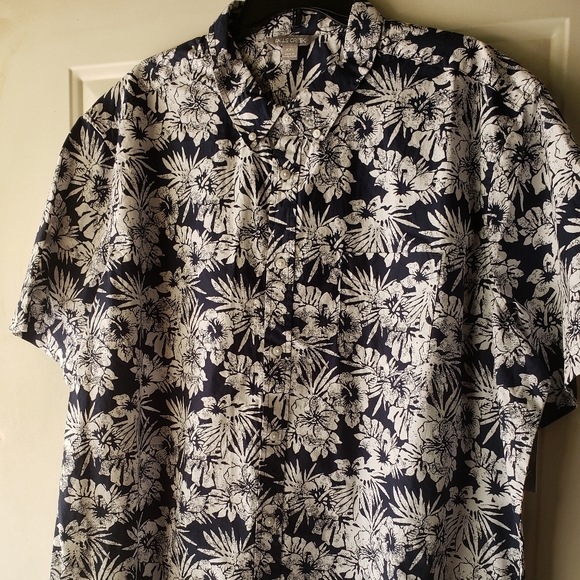 Falls Creek Poplin Print Shirt - Picture 4 of 7